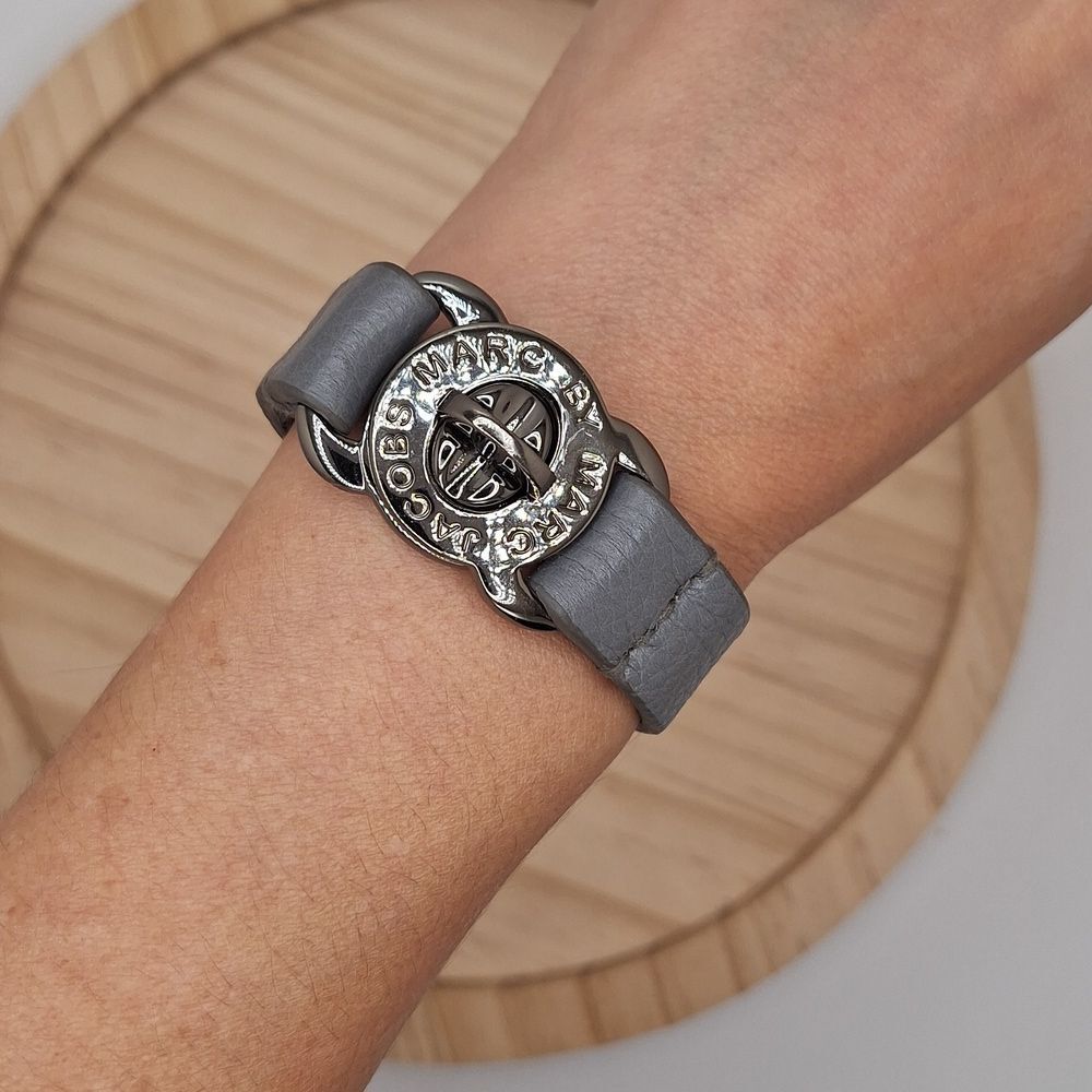 Marc Jacobs Gray Leather Bracelet Accessory